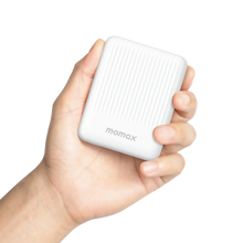 Momax Q.Mag Minimal 2 Magnetic Wireless Power Bank 5000mAh – Fast Charging Portable Charger